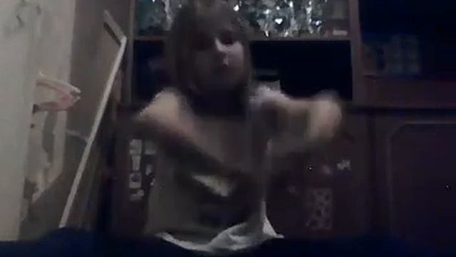 Танцы на шпагате! смотреть онлайн