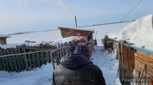 Аборигенка. К родителям на помощь. Муж таскает воду. Рабочий день. Жизнь в глубинке.