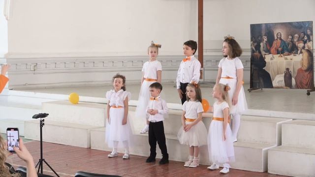 Солнышко проснётся муз. С. Баневича - детский хор Cantarella