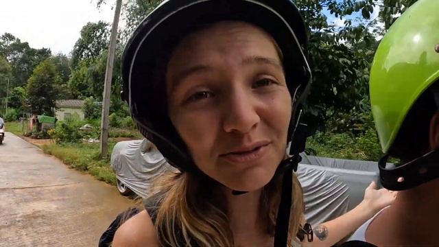 A Day in Ao Nang With Our British Friends | FIRST TIME in Thailand смотреть онлайн