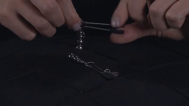 Fifty Shades of Grey The Pinch Nipple Clamps смотреть онлайн