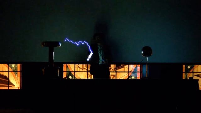 Live Science in Action- A.P.E.X. Speaker on 11/04/2021 смотреть онлайн