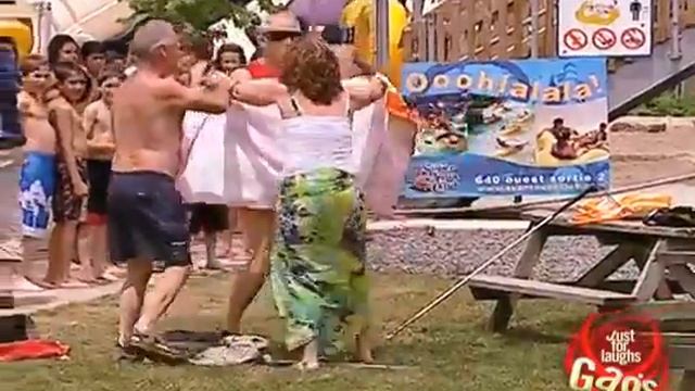 Blind Couple Change Room смотреть онлайн