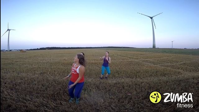 Agata Szymczewska (Oskroba) - RBD Lento - Zumba Fitness смотреть онлайн