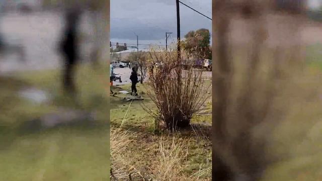 WATCH: Security camera shows deadly Kennedale rollover crash involving suspects wanted in shooting смотреть онлайн
