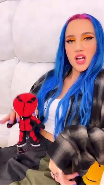 Миа Бойка тикток тренды под дождем морской бой разбитое стекло Олень Алень мальчик Мы не(1) смотреть онлайн