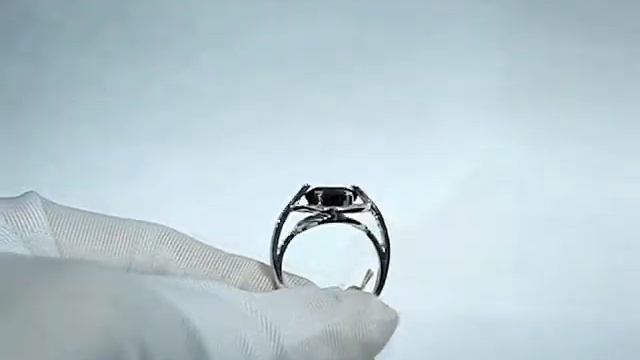Серебряное кольцо 925 пробы с топазом, фианитом, 2200000398598 в комплекте с 2200000398031 смотреть онлайн