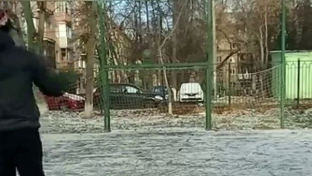 Crossbar челендж на жопу ! #командагермана #футбольныечелнджи смотреть онлайн