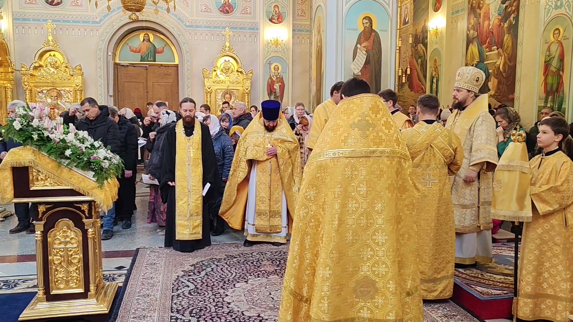 Молебен о здравии воинов - защитников Отечества. Регент Екатерина Артюхова. смотреть онлайн