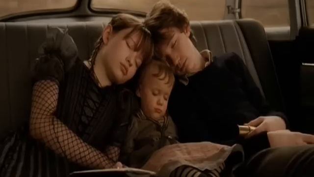 a Series of Unfortunate Events - Bizare Love triangle смотреть онлайн