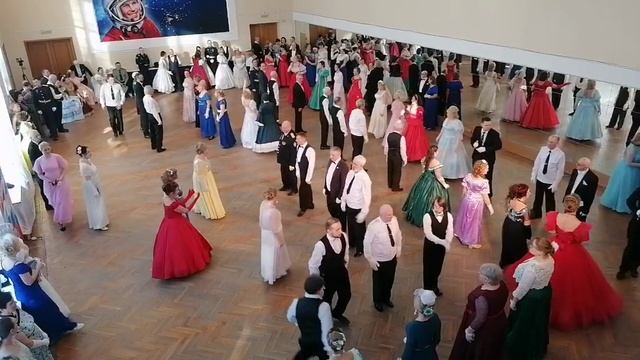 Офицерский бал в Звёздном городке 23.02.25г смотреть онлайн