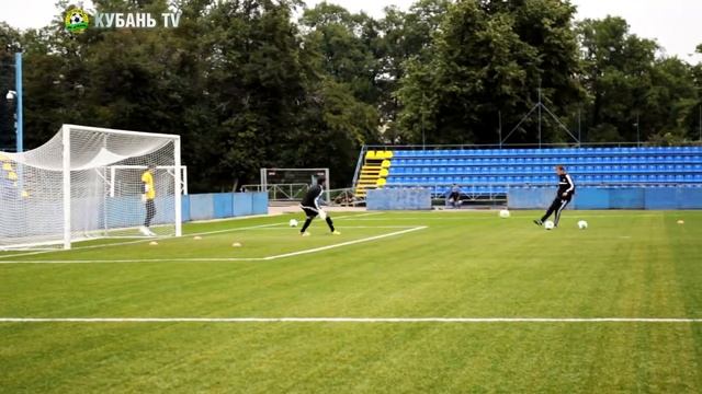 Молодежный состав "Кубани" готовится к "Зениту" смотреть онлайн