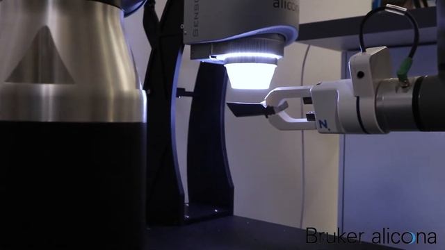 Turbine blade measurement with the automated measurement solution Pick & Place смотреть онлайн