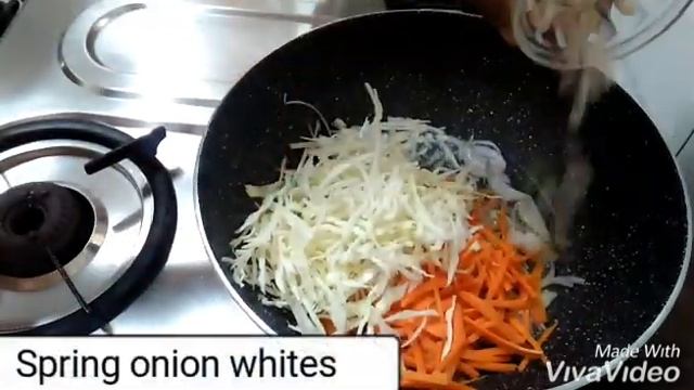 Veg Hakka Noodles | Restaurant Style Real Chinese Veg Hakka Noodles смотреть онлайн