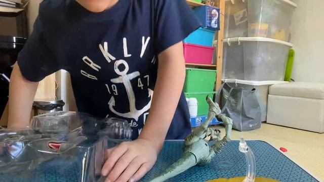 Unbox Velociraptor Amber Collection Part1 - Blue & Delta смотреть онлайн