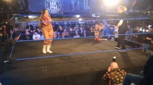 NADIA SAPPHIRE HITS multiple STINKFACES to session moth Martina