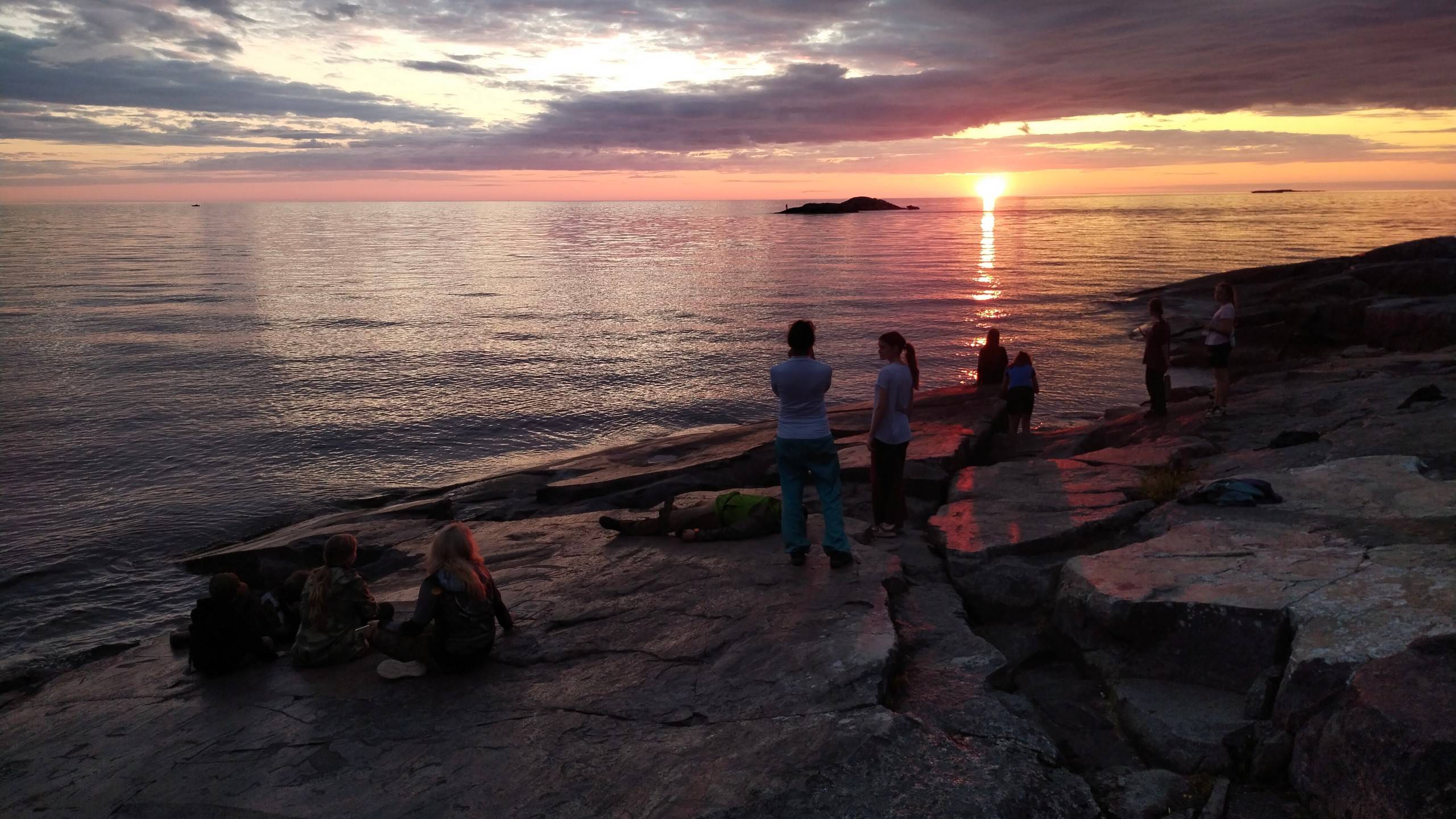 Бесов НОС. Онега. Прогулка на закате. Эко тропа береговой линии.