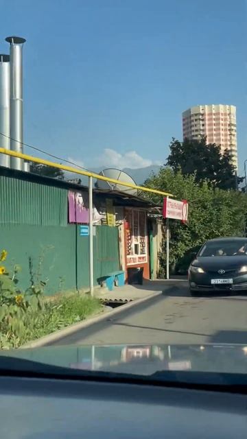 Алматы. Дороги нашего города. Район озера Сайран Июль 2023. Казахстан. Almaty. July 2023. Kazakhsta смотреть онлайн