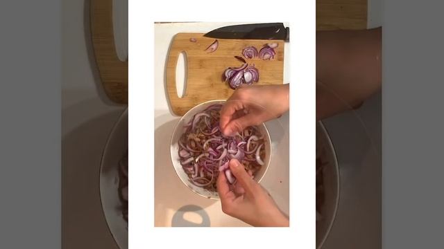 Tuna and red beans salad/ Insalata di tonno e fagioli rossi/ Sallate me ton dhe fasule te kuqe смотреть онлайн