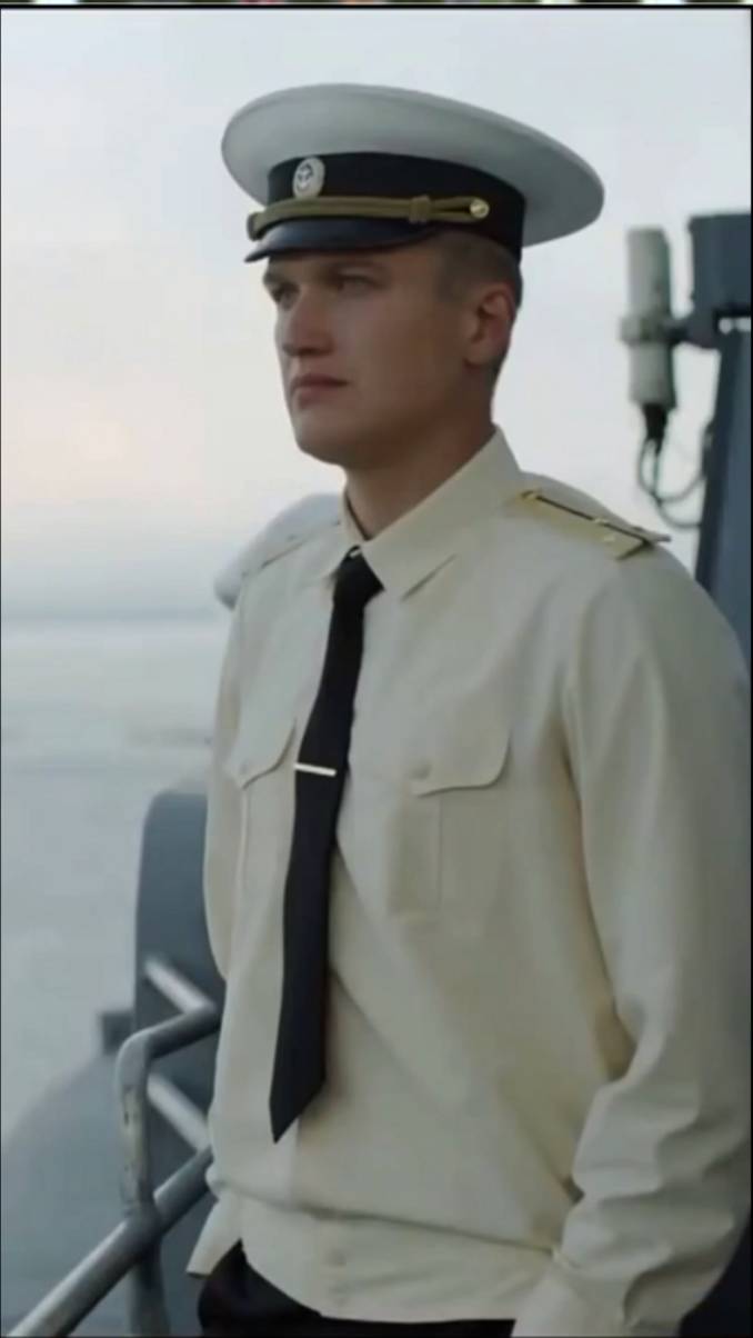 Жена офицера не может предать. #shortvideo #23февраля #фильм #руденко #тарханова #аннаблагова смотреть онлайн