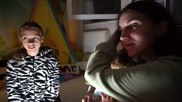 VLOG Пижамная вечеринка #1. Ночёвка с Дашей, Яриком и Серёжей смотреть онлайн