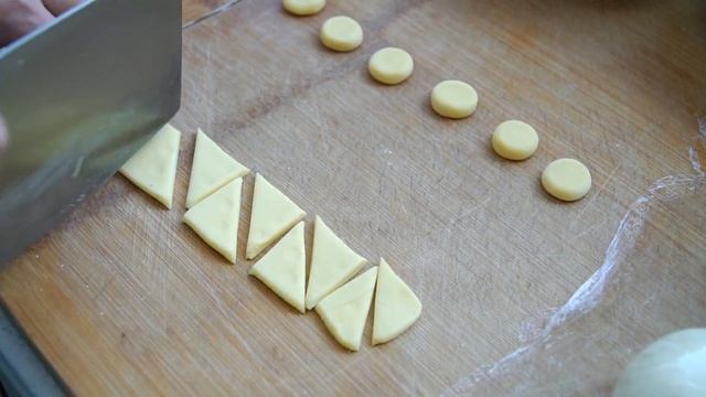 【小胖在西北】1把玉米面，1把白面，媳妇简单一揉，2岁宝宝爱不释手 смотреть онлайн