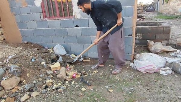 Documentary nomadic: Trip to the City for Janan's Medical Examination and Treatment