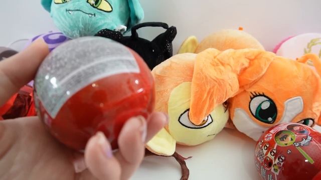 Miraball Ornaments - Miraculous Ladybug Kwami Surprise Squishy Plush