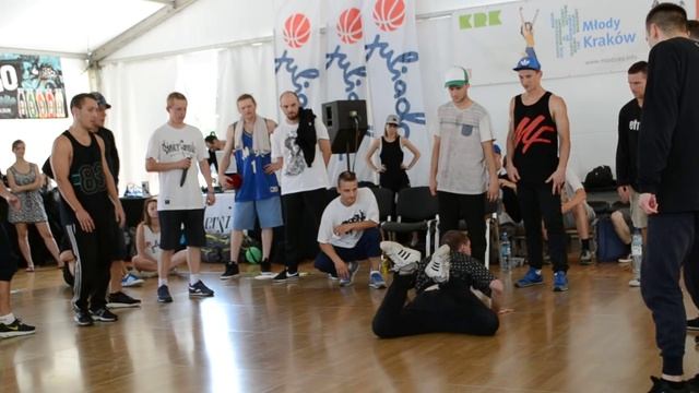 Breakdance best of Krakow!!! Крутой Breakdance в Кракове! 18.07.2015 смотреть онлайн