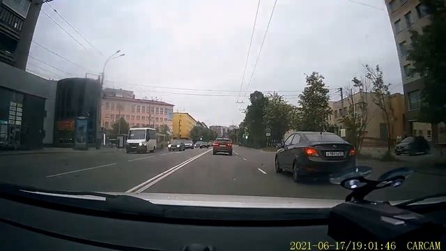 Подрезал на дороге! смотреть онлайн