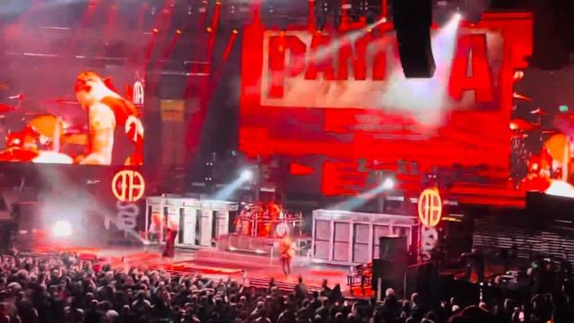 Pantera - "F***ing Hostile" Live at Madison Square Garden, New York City 02-22-24 смотреть онлайн