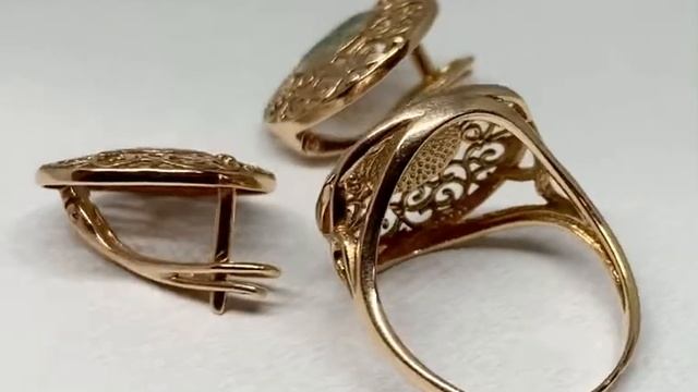 Комплект из серебра с золочением смотреть онлайн