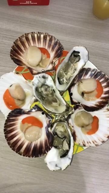 Италия, моя любимая еда #устрицы и #морскойГребешок #oysters #scallop #mediterraneanfood смотреть онлайн