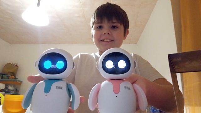 Новая робот Eilik розовая