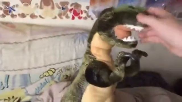 GIANT UNBOXING PT.2 смотреть онлайн