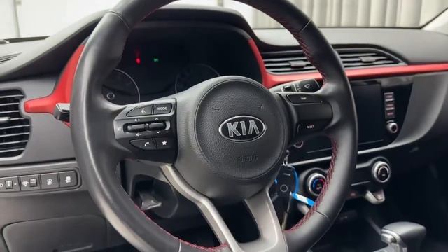 Kia Rio , 2021 года в продаже! смотреть онлайн