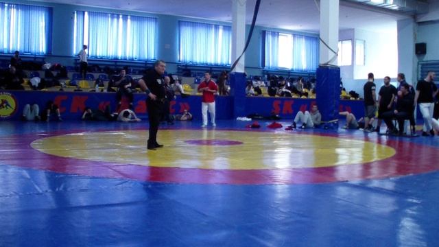 Первенство ЮФО по борьбе на поясах среди юниоров и юниорок 18-20 лет 21-23.02.2025 г. Алушта-7а смотреть онлайн