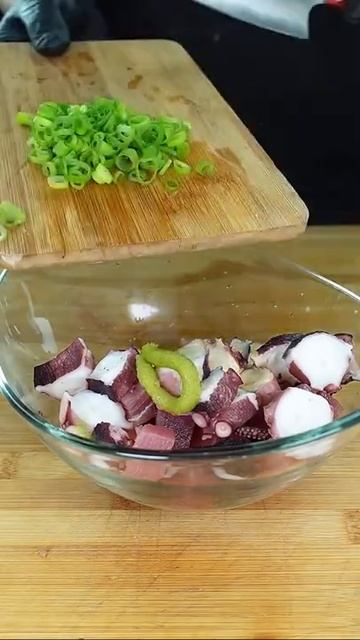Make Octopus Noodles | Get Food Easy смотреть онлайн