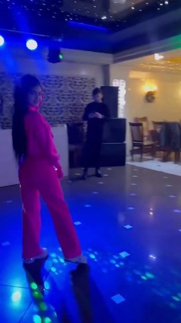 #love #music #song #lyrics #karaoke #mira #uzmirvamira #uzmir #musofir #russia смотреть онлайн