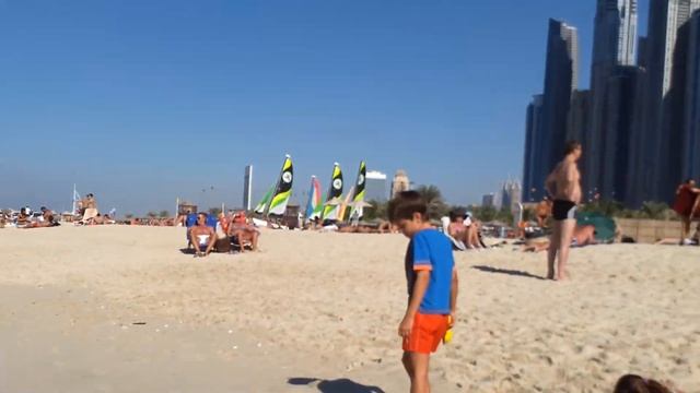 Пляж Дубая смотреть онлайн