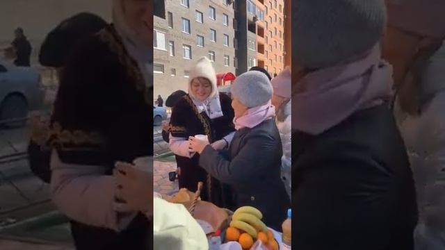"БОЛАШАҚ" ТҰРҒЫН ҮЙ КЕШЕНІНДЕГІ НАУРЫЗ МЕРЕКЕСІ.2023 ЖЫЛ. смотреть онлайн