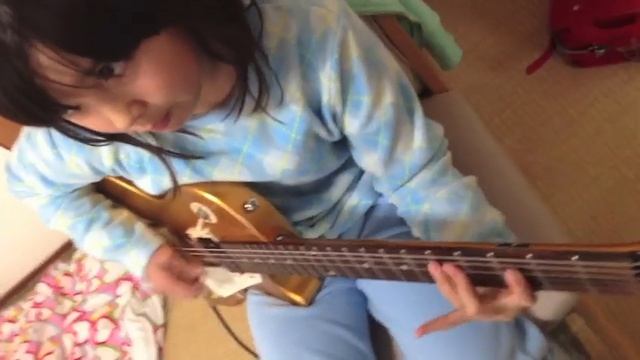 ROCKSMITH Audrey (9 years old) Plays Guitar - Blood and Thunder - Mastodon - 93% ロックスミス２０１４ смотреть онлайн