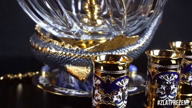 Икорница позолоченная со стопками Посейдон