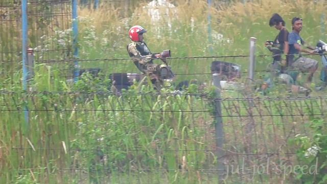 VIRAL!!! vespa 1 ban beraksi di sirkuit bukit peusar tasikmalaya смотреть онлайн