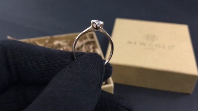 !! Кольцо 2340 из красного золота 585 пробы с муассанитом смотреть онлайн