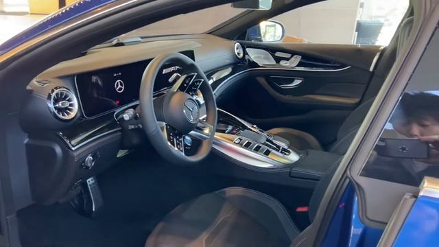 22년식 벤츠 AMG GT43 스펙트럴블루 즉시 출고 마지막 1대 смотреть онлайн