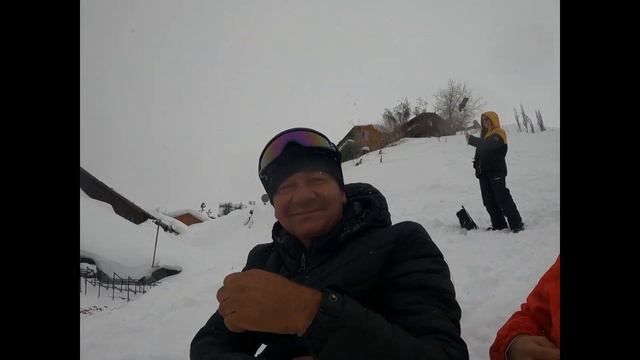 PARQUE FARELLONES BRINCANDO NA NEVE