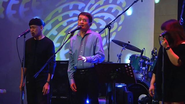 The Alex Padilla Band @ Johnny B. Good смотреть онлайн