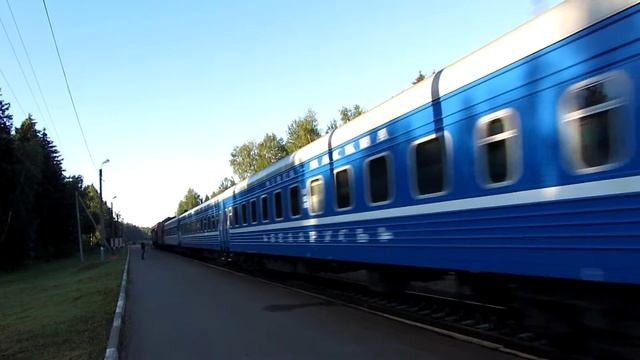 ТЭП70БС-115 и ЭП20-013 коптят воздух с поездом №1 на перегоне Шклов-Рыжковичи смотреть онлайн