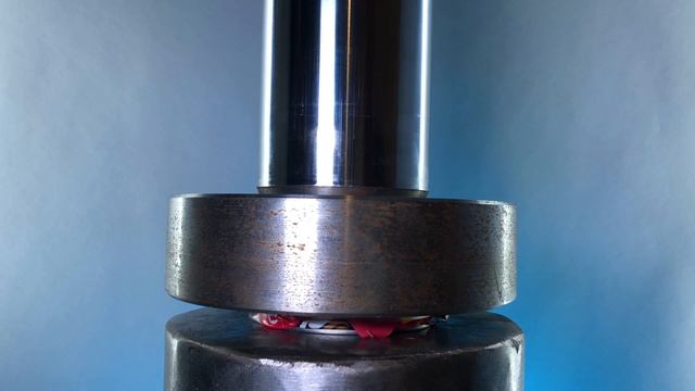 ALARM CLOCK, PRINGLES, ANTISTRESS TOY vs 100 TONS PRESS смотреть онлайн